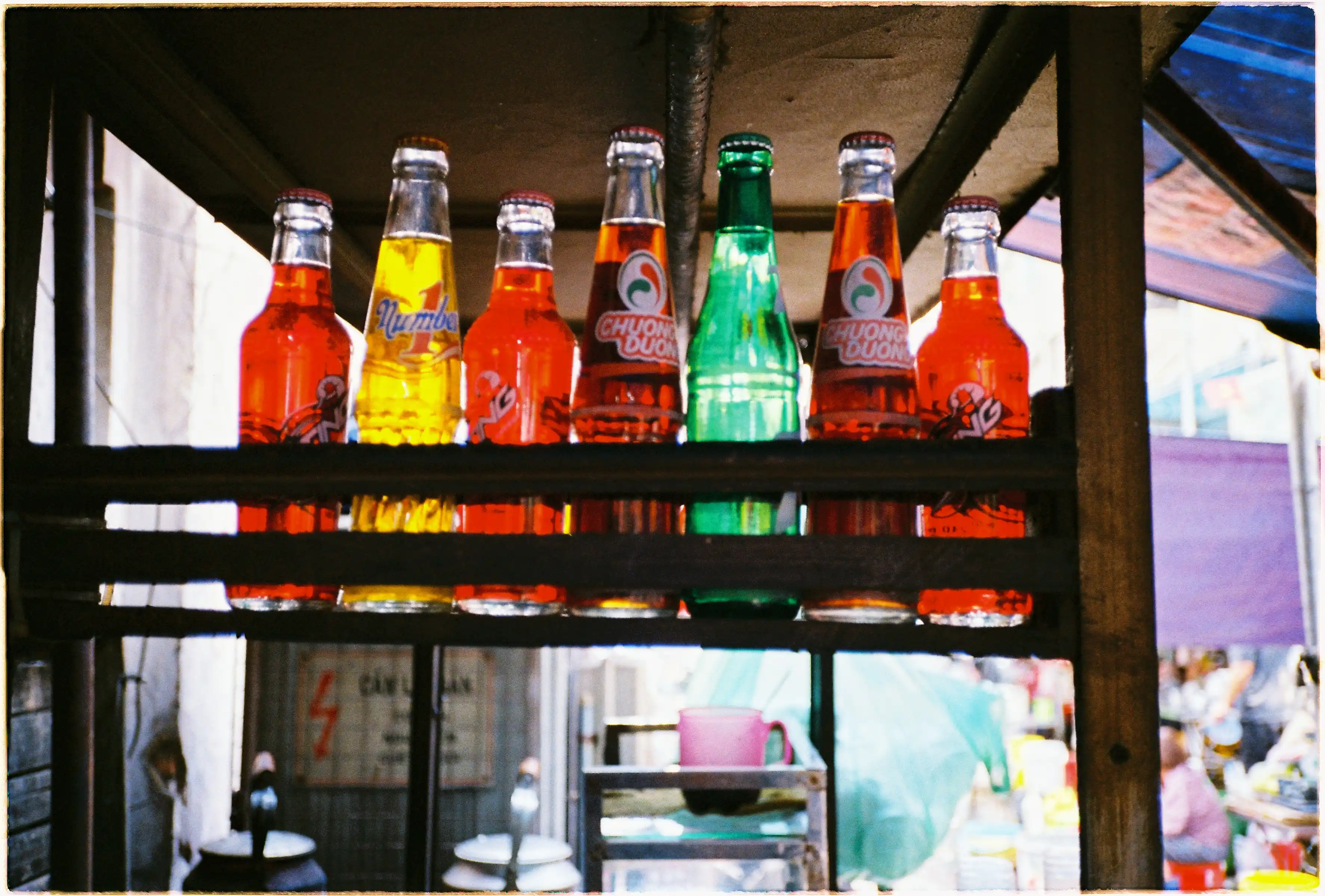 Ảnh chụp ở khoảng cách gần nhất của Nikon L35 AF nhưng vẫn trượt nét vì chưa đủ khoảng cách focus tối thiểu