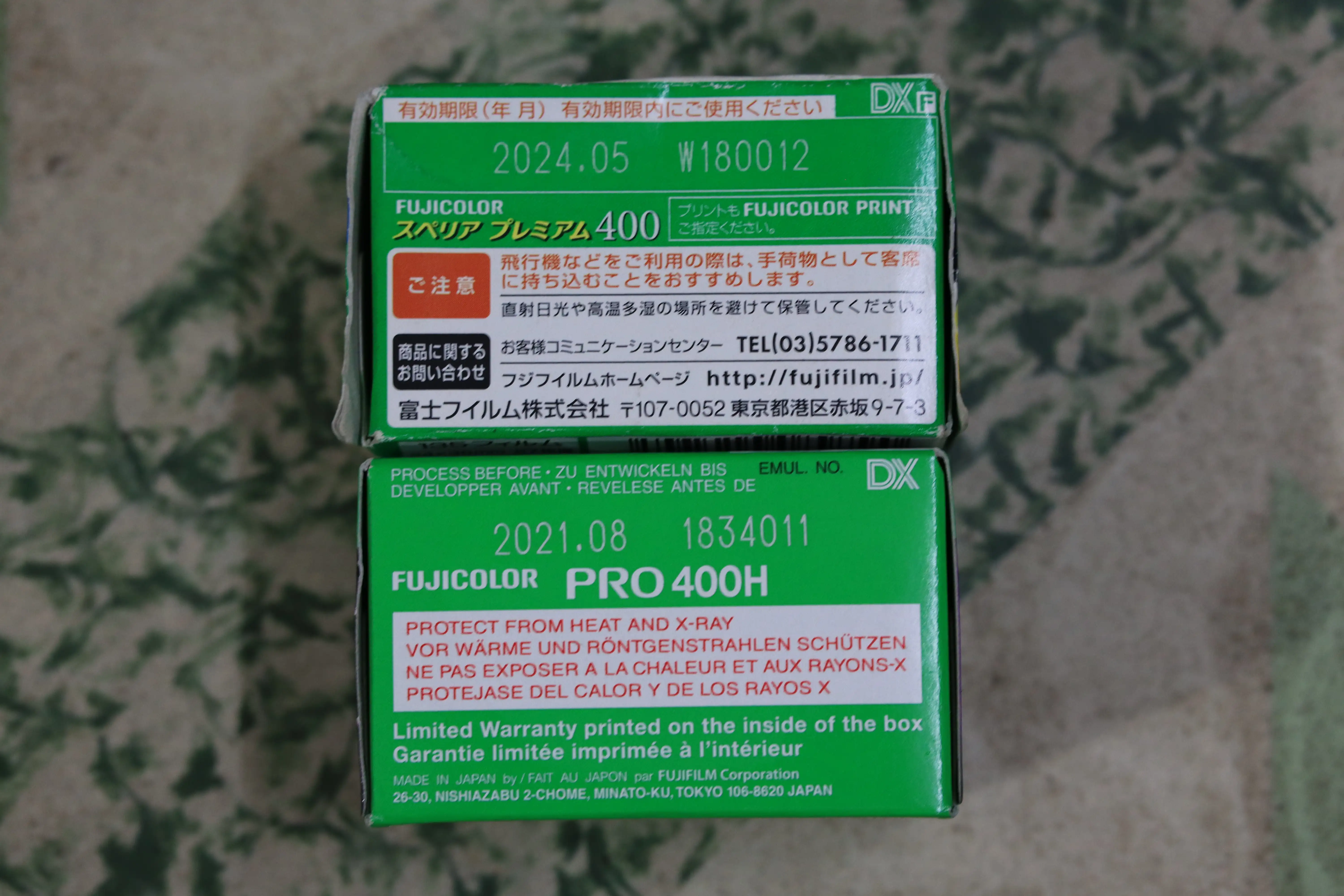 Phim Fuji outdate gần tháng 8/2021 và 05/2024