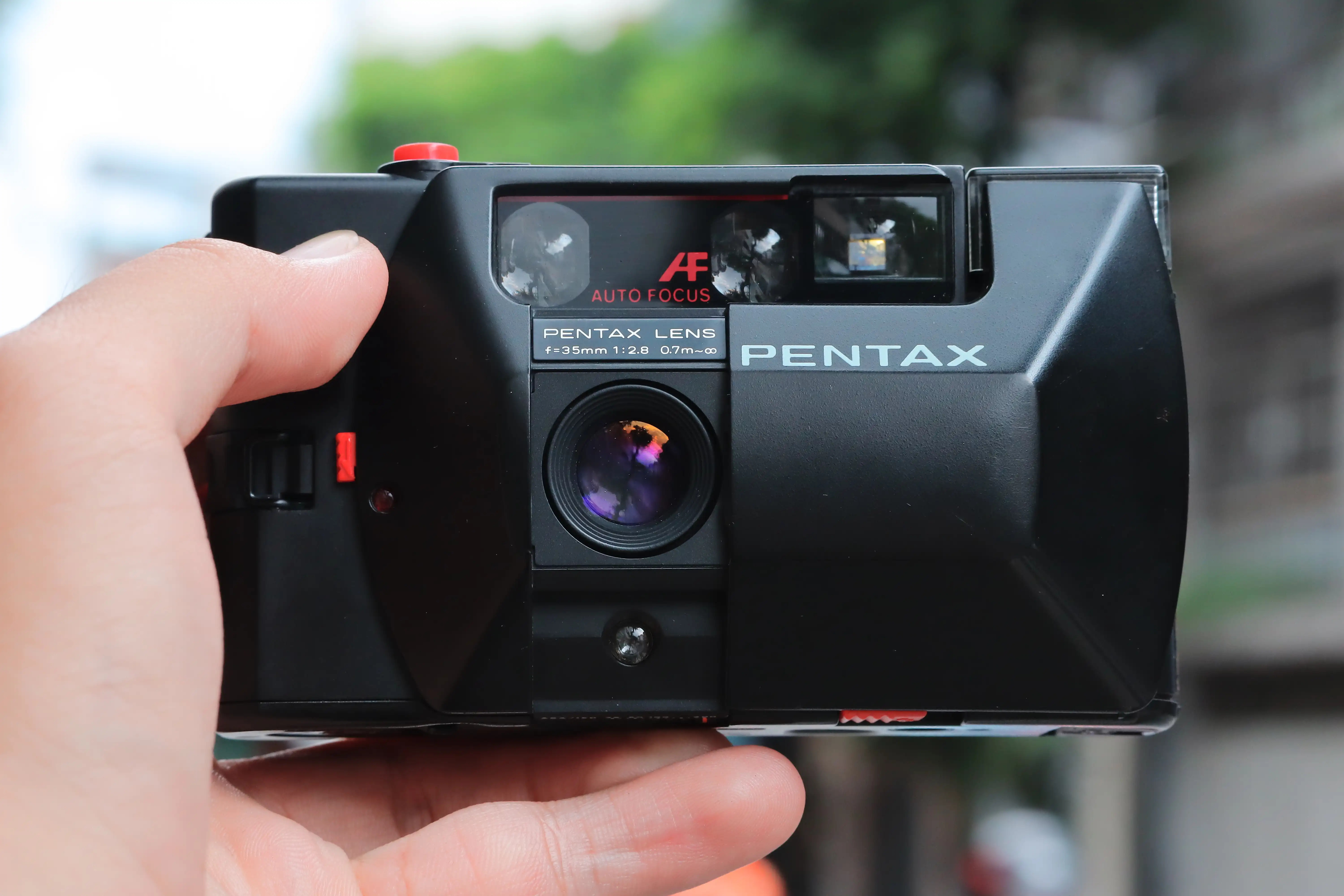 Pentax PC35 AF: PnS vừa lên phim tay vừa lên phim tự động được!