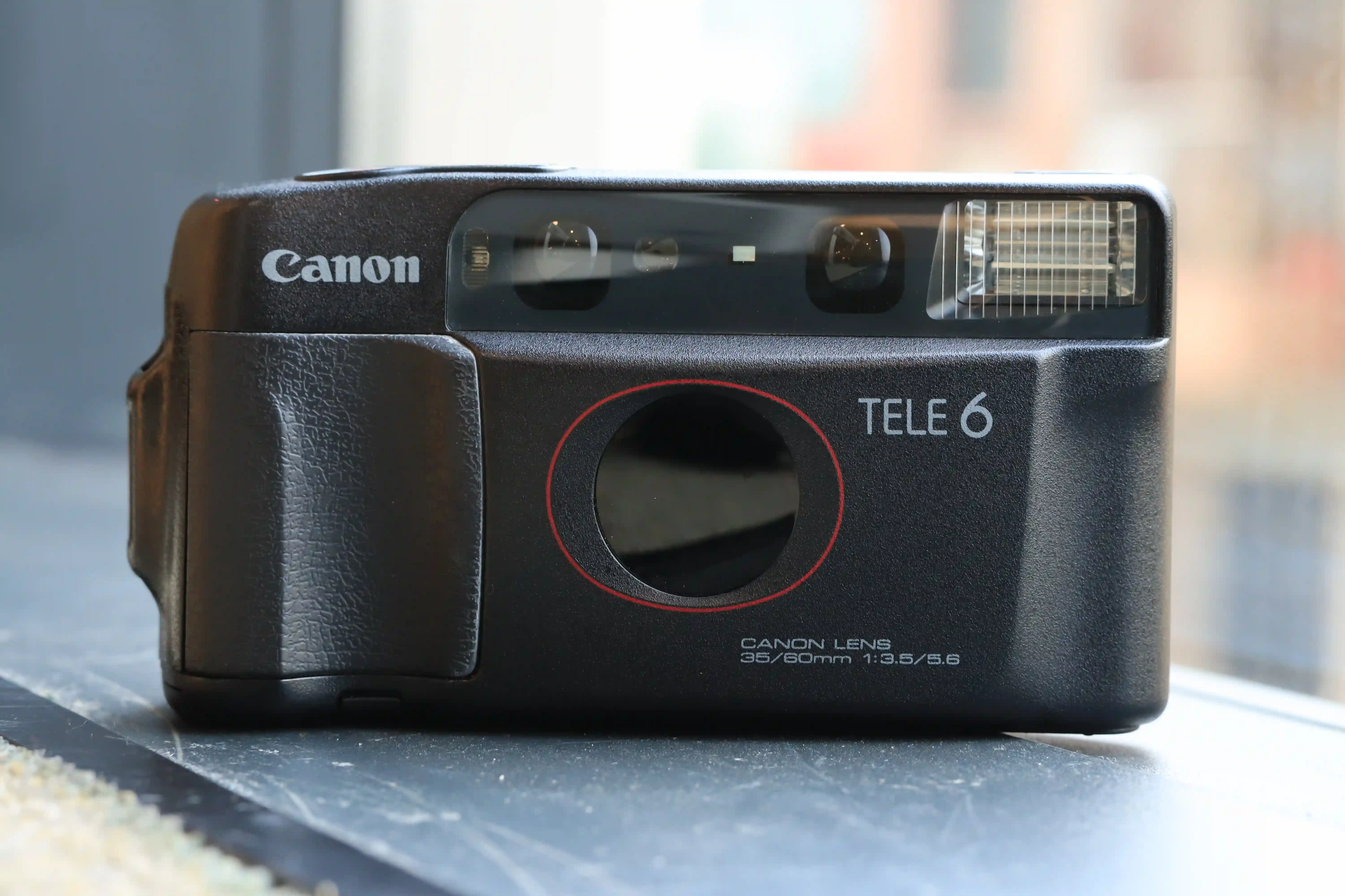Review Canon Autoboy Tele 6: Chụp Được Cả 36 Lẫn 72 Kiểu Ảnh!